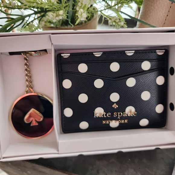 Kate Spade Tan Leather Crossbody Bag Brand New Card Holder And Bag Charm - Picture 2 of 10